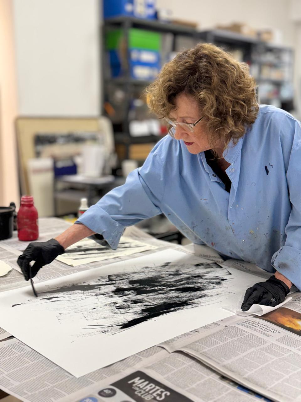 Conversatorio con Silvia Brewda  “Ida y vuelta: artista visual y docente”