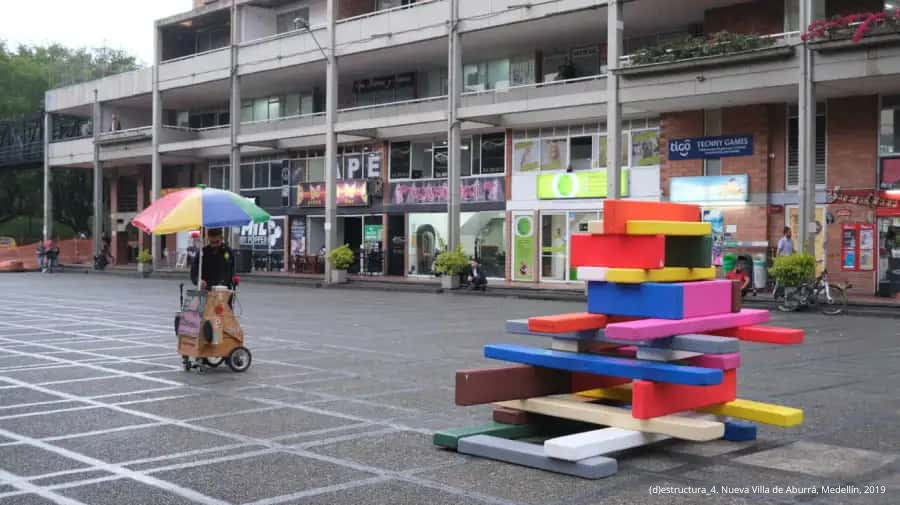 BIENALSUR Let's Play / Juguemos en el mundo. (d)estructura, el juego BIENALSUR Let's Play / Juguemos en el mundo. (d)estructura, el juego